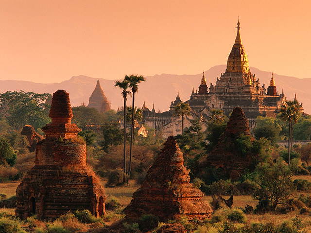 Ministry of Electric Power and Thailands Green Earth Co to Construct Solar Energy Plant by 2015